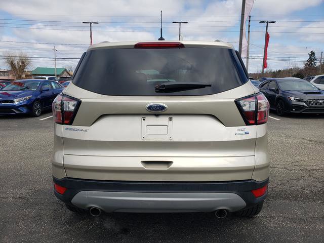 Used 2017 Ford Escape SE image 4