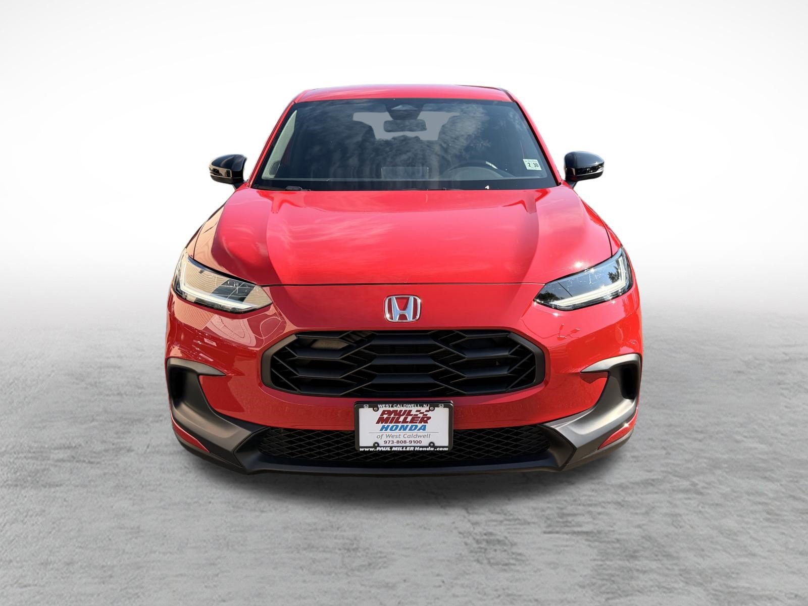 Certified 2025 Honda HR-V Sport image 2