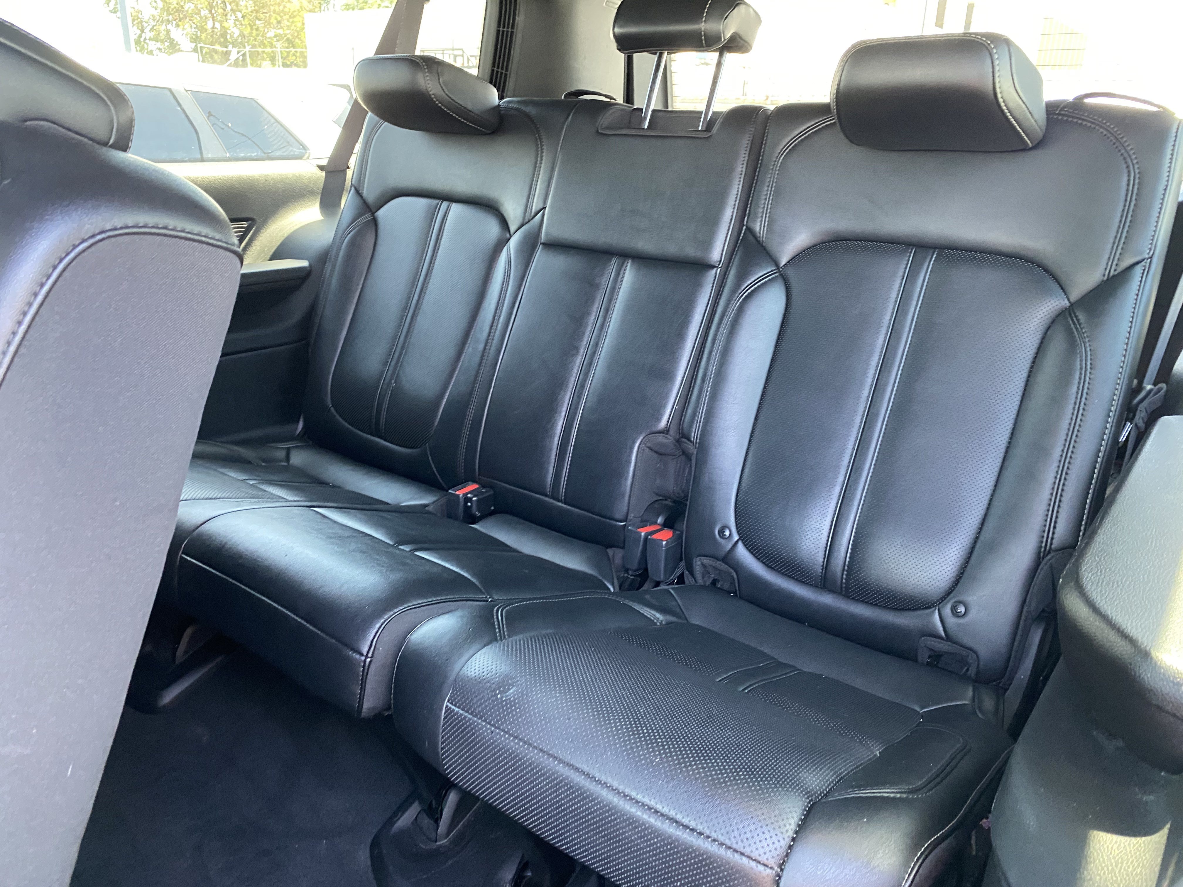 Used 2024 Jeep Wagoneer L Series II w/ Flexible Seating Group AWD/4WD image 18