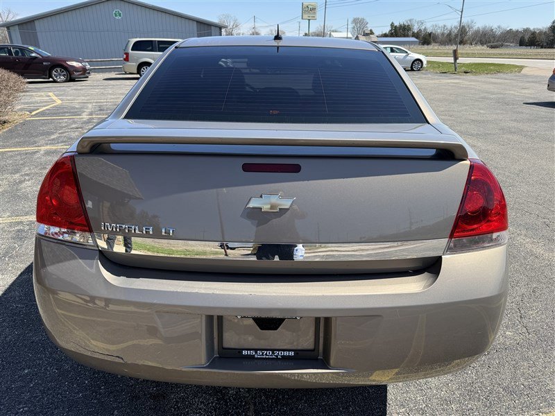 Used 2007 Chevrolet Impala LT w/ Luxury Edition Package image 4