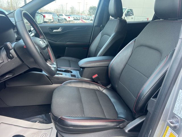 Used 2023 Ford Escape ST-Line Select w/ Tech Pack #2 image 21