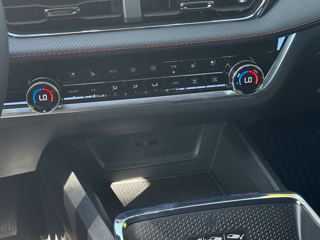 New 2027 Chevrolet Equinox RS w/ Safety and Technology Package AWD/4WD image 19