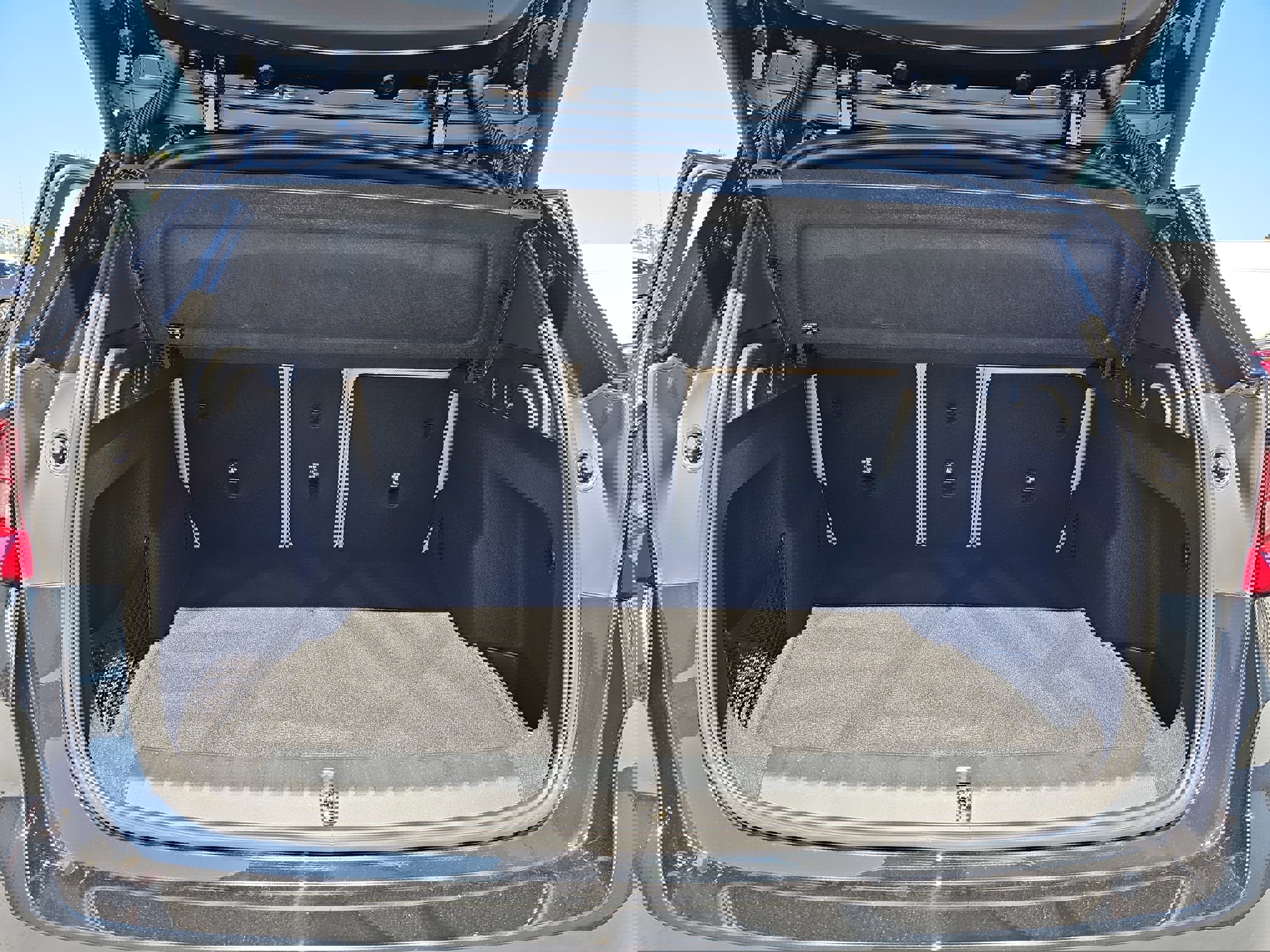 Used 2025 BMW X1 xDrive28i w/ Convenience Package image 12