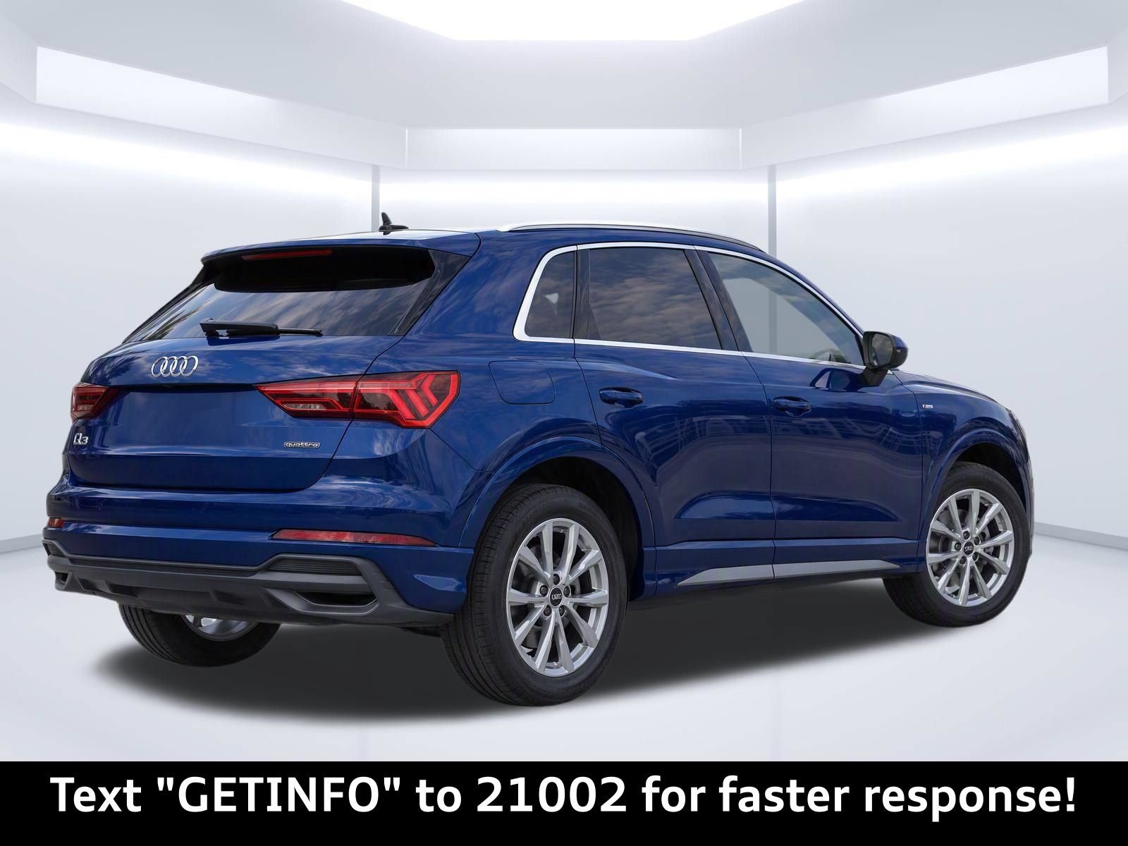 Certified 2025 Audi Q3 2.0T Premium AWD/4WD image 4