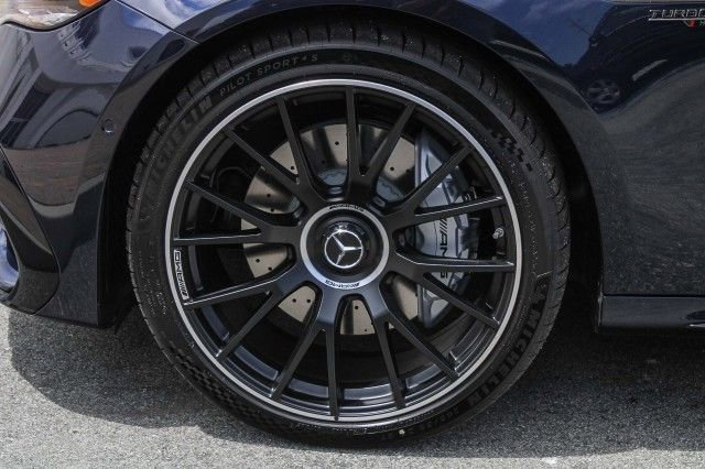New 2025 Mercedes-Benz E 53 AMG e 4MATIC Sedan image 11