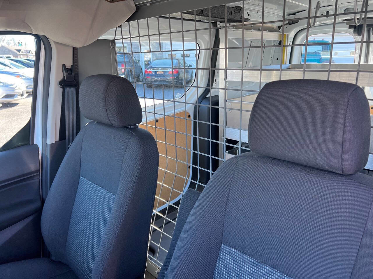 Used 2016 Ford Transit Connect XL image 19