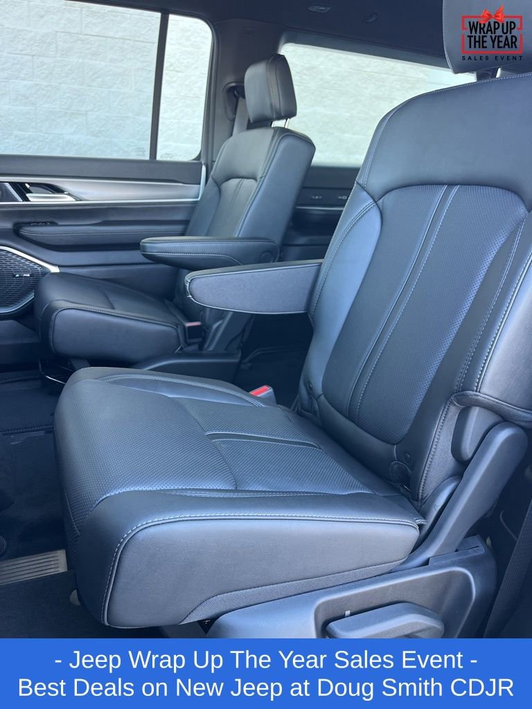 New 2025 Jeep Wagoneer L Series II image 24