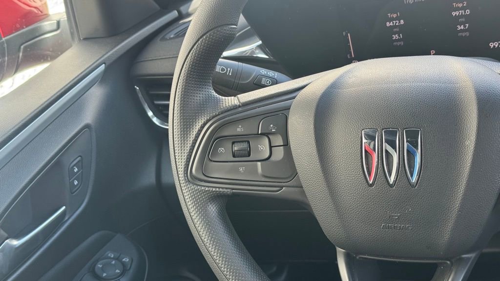 Used 2025 Buick Envista Preferred image 17