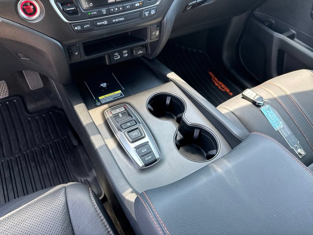 Certified 2025 Honda Passport TrailSport image 25