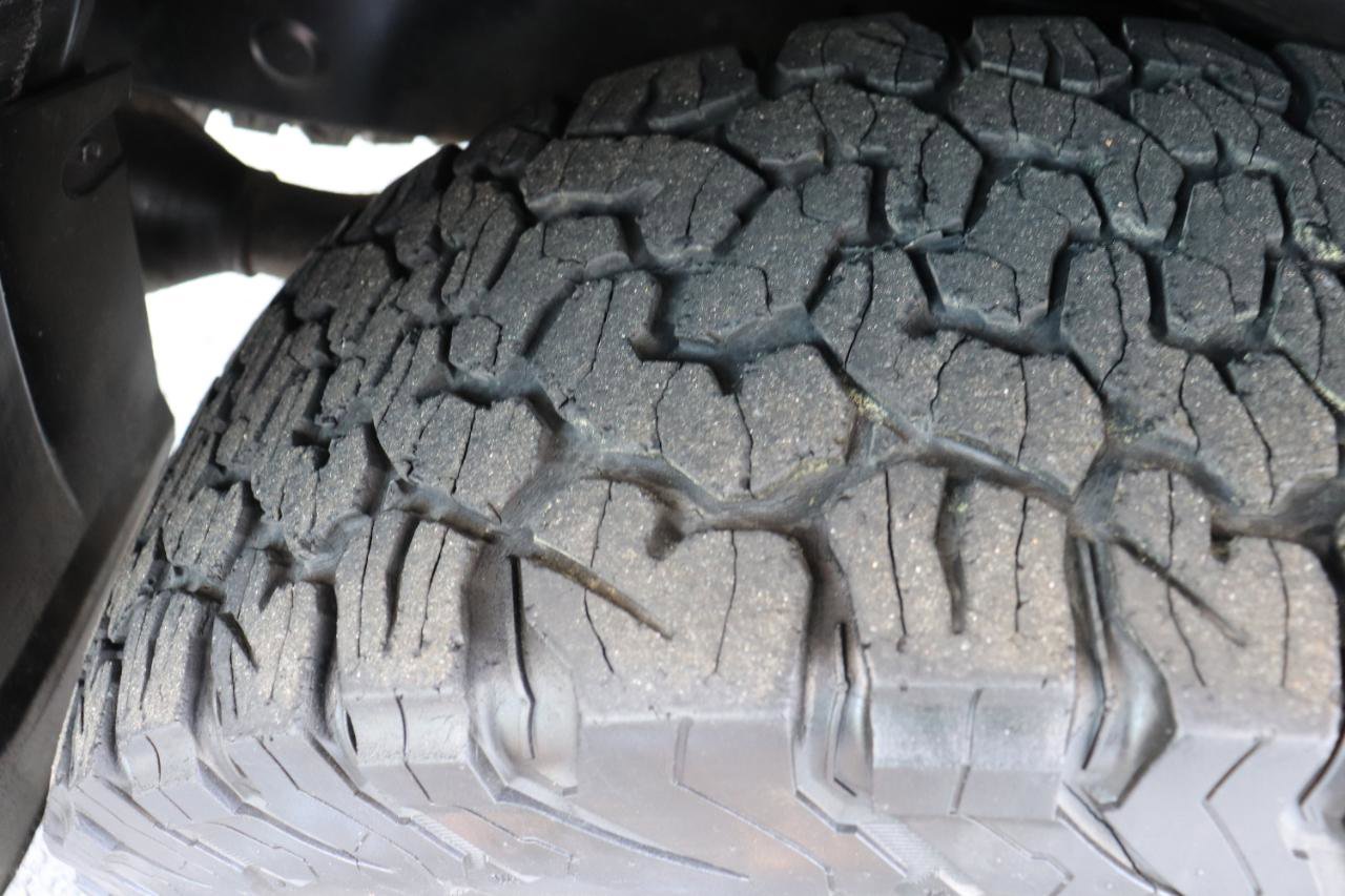 Used 2020 Lexus GX 460 Premium w/ Premium Package image 86