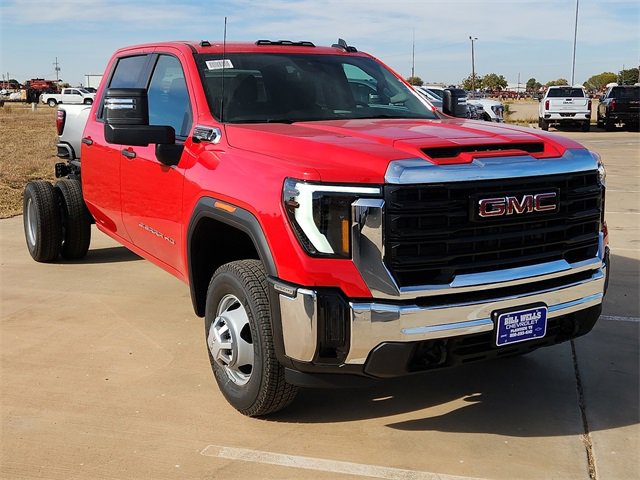 New 2026 GMC Sierra 3500 Pro image 6