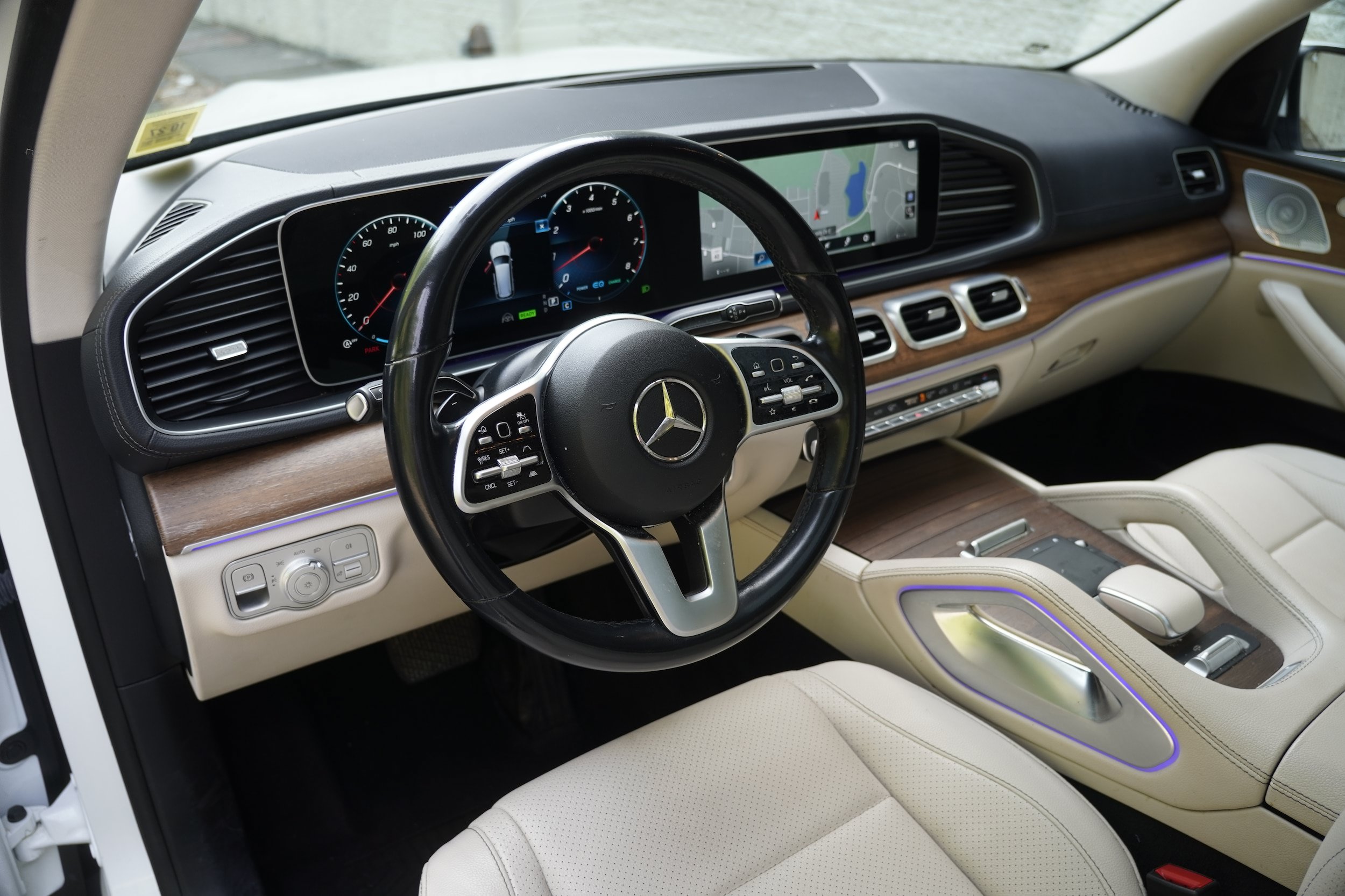 Used 2021 Mercedes-Benz GLS 450 4MATIC image 3