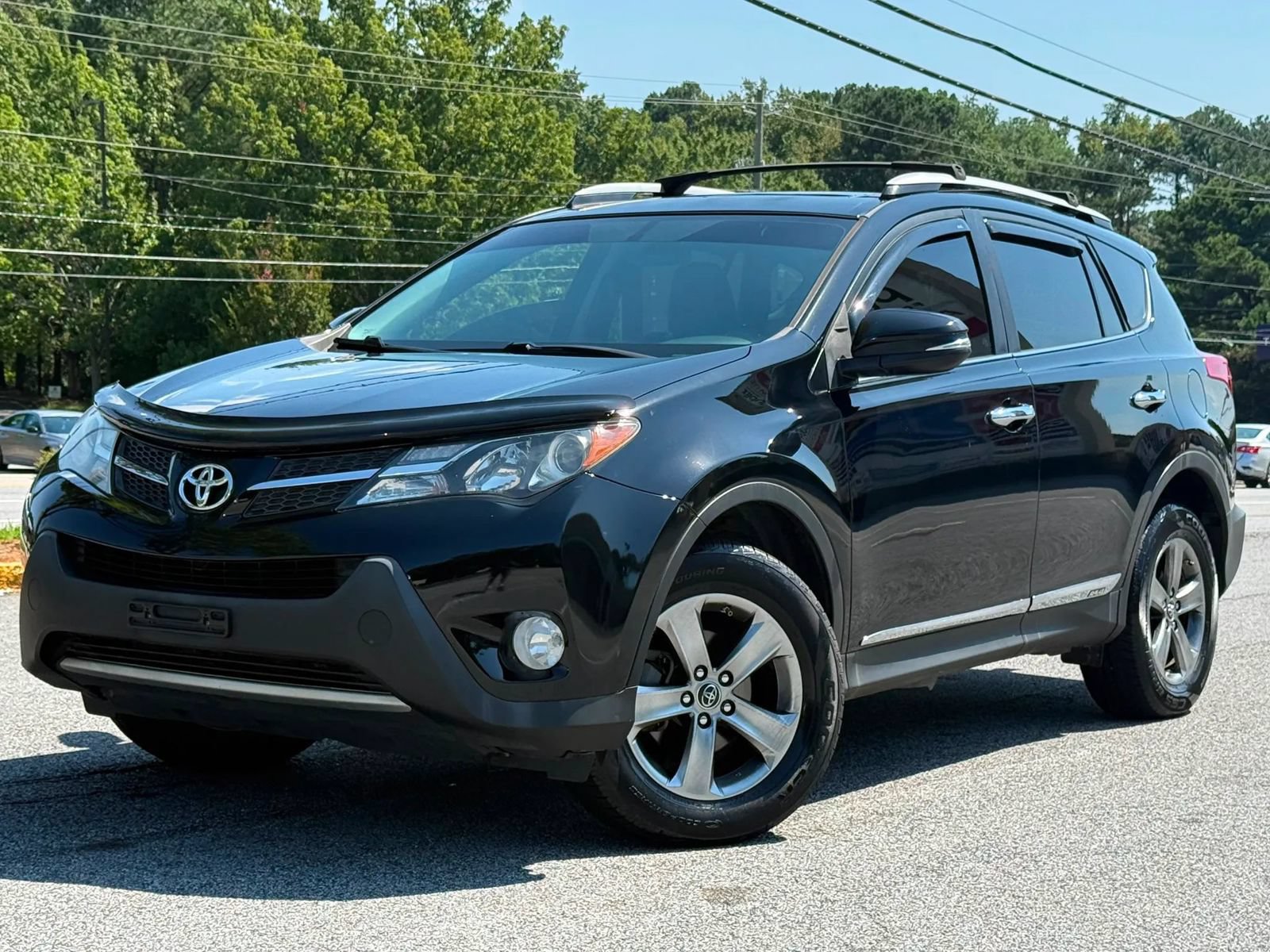 Used 2015 Toyota RAV4 XLE AWD/4WD image 2
