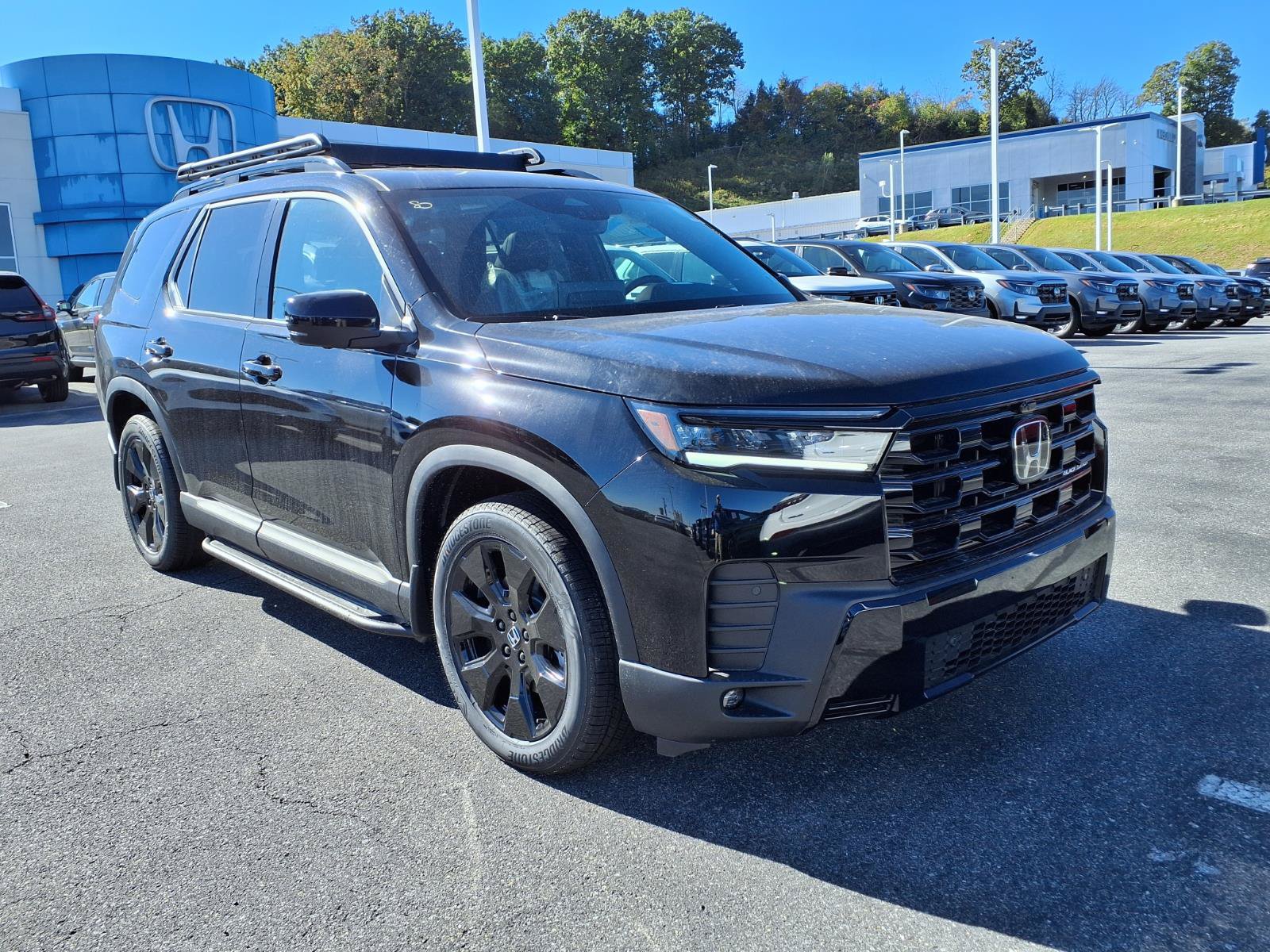 New 2026 Honda Pilot Black Edition image 1