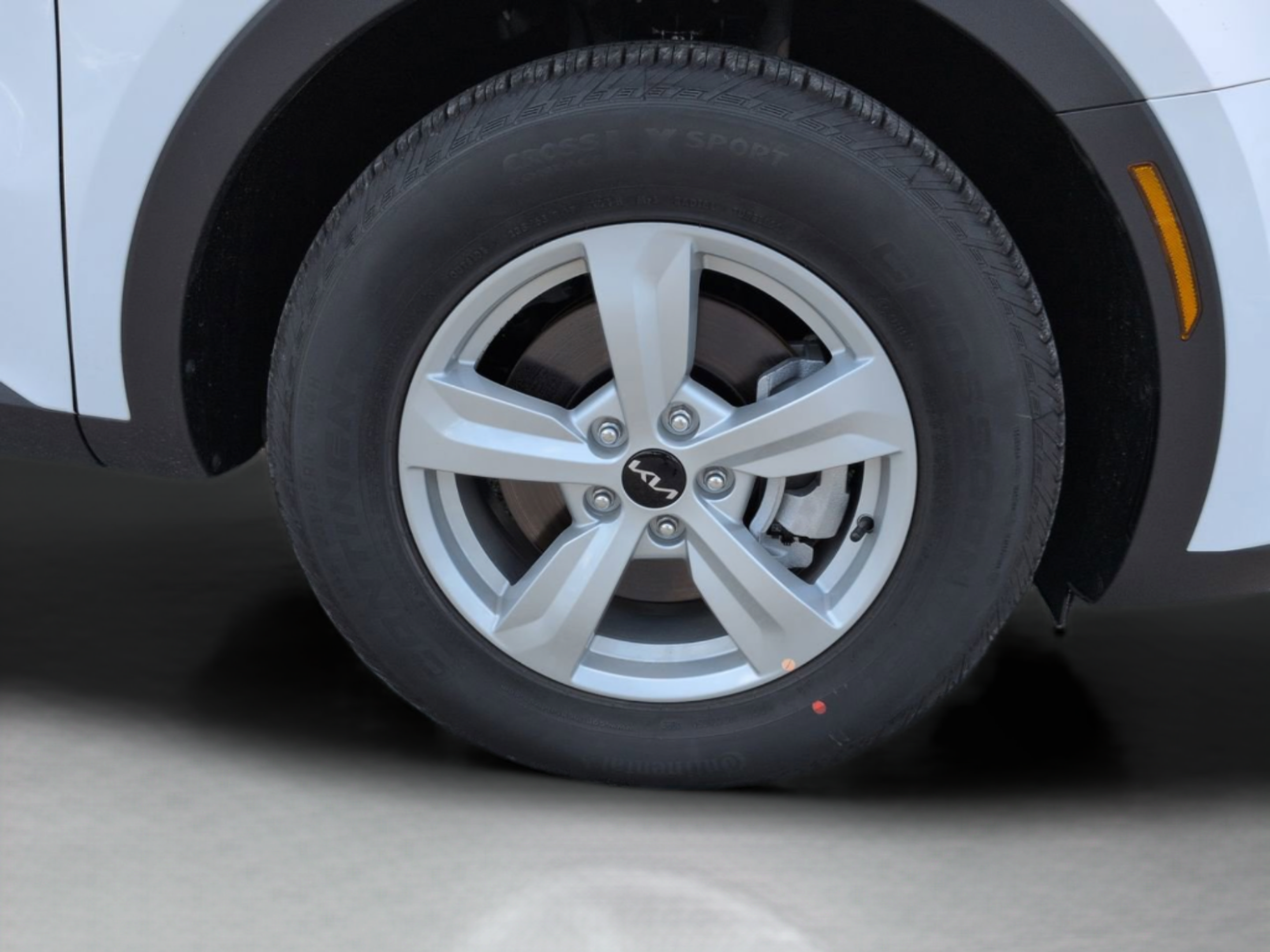 New 2026 Kia Sorento LX FWD image 13