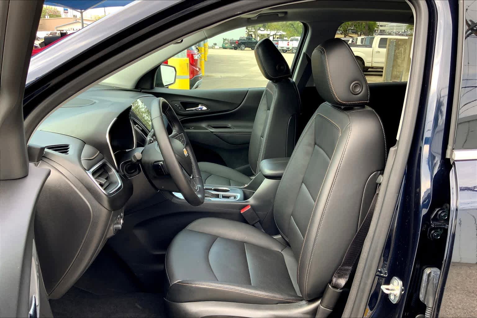 Used 2021 Chevrolet Equinox Premier FWD image 9