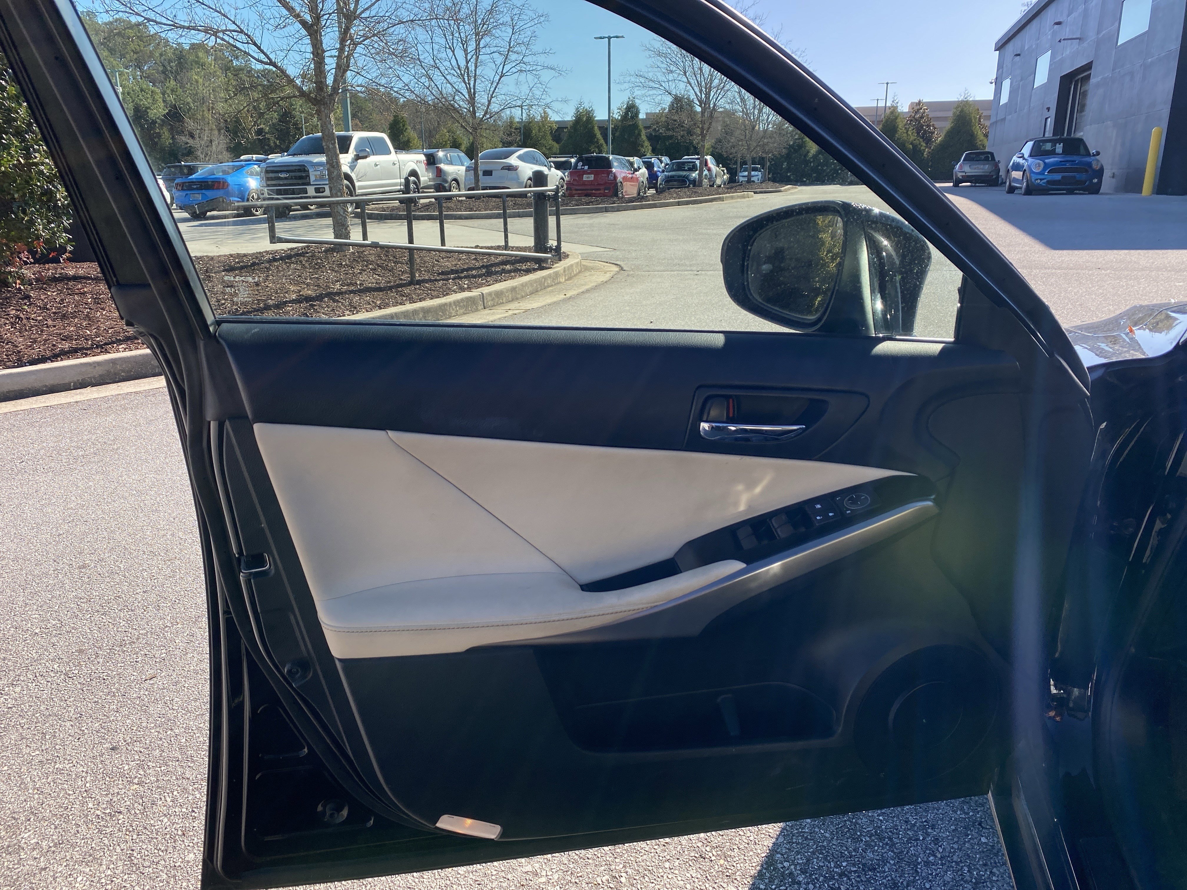 Used 2014 Lexus IS 250 image 16