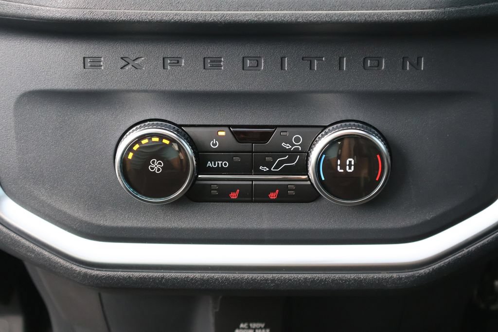Used 2026 Ford Expedition Tremor AWD/4WD image 18