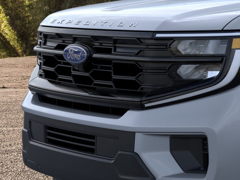 New 2026 Ford Expedition Active image 17