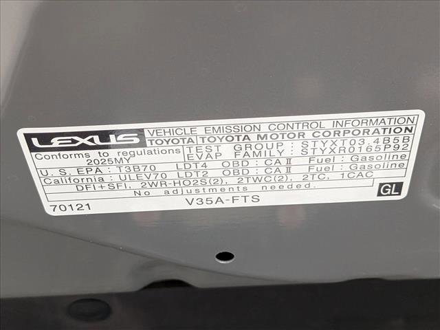 Used 2025 Lexus GX 550 w/ Cold Area Package image 24