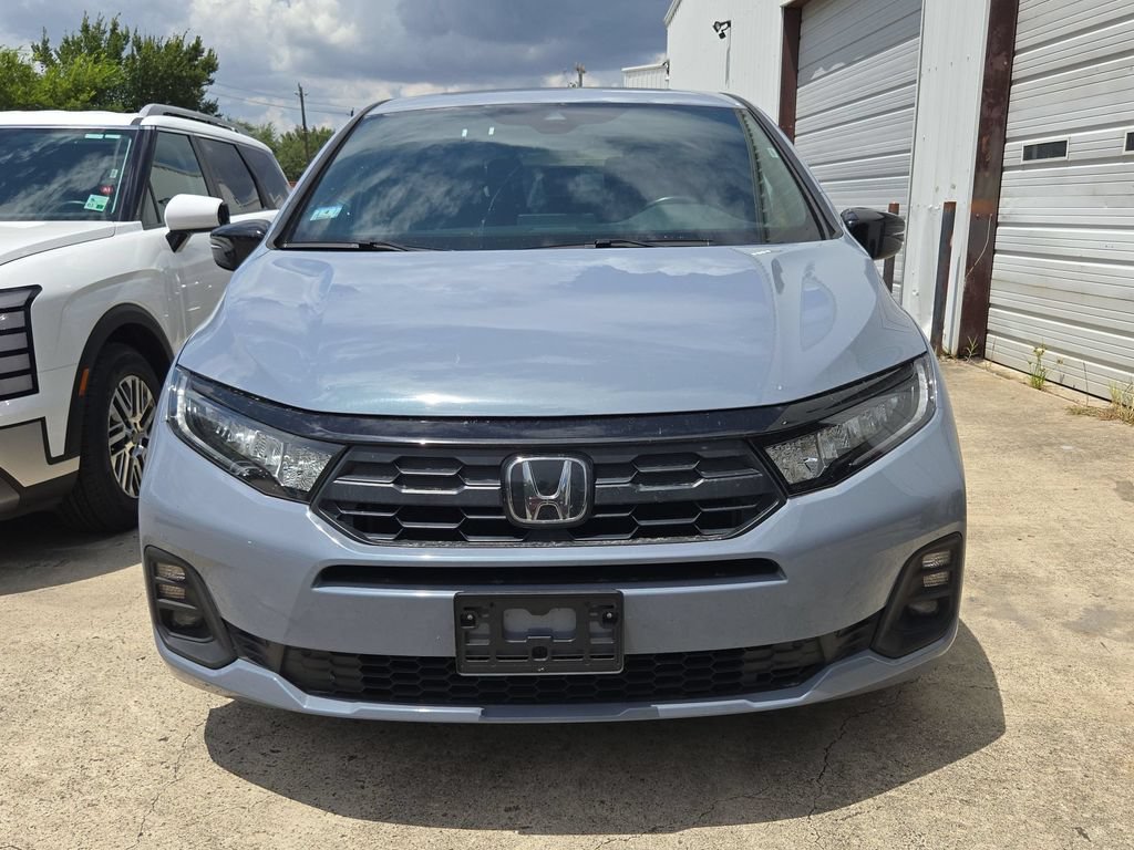 Used 2025 Honda Odyssey Sport-L image 2