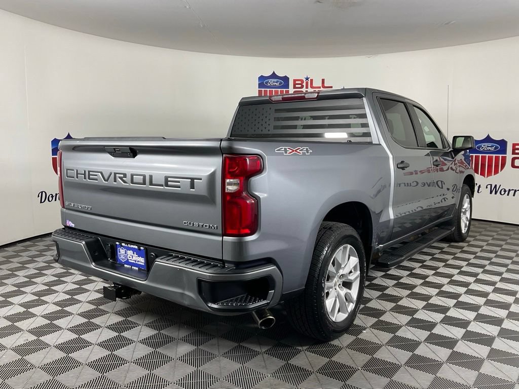 Used 2020 Chevrolet Silverado 1500 Custom w/ Custom Value Package AWD/4WD image 3