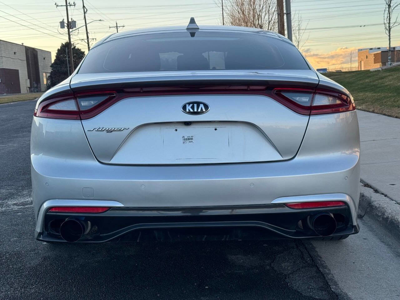 Used 2018 Kia Stinger Premium image 4