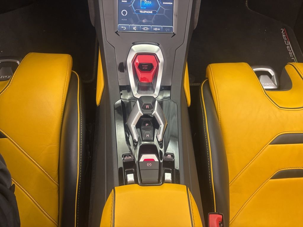 Used 2020 Lamborghini Huracan EVO image 42