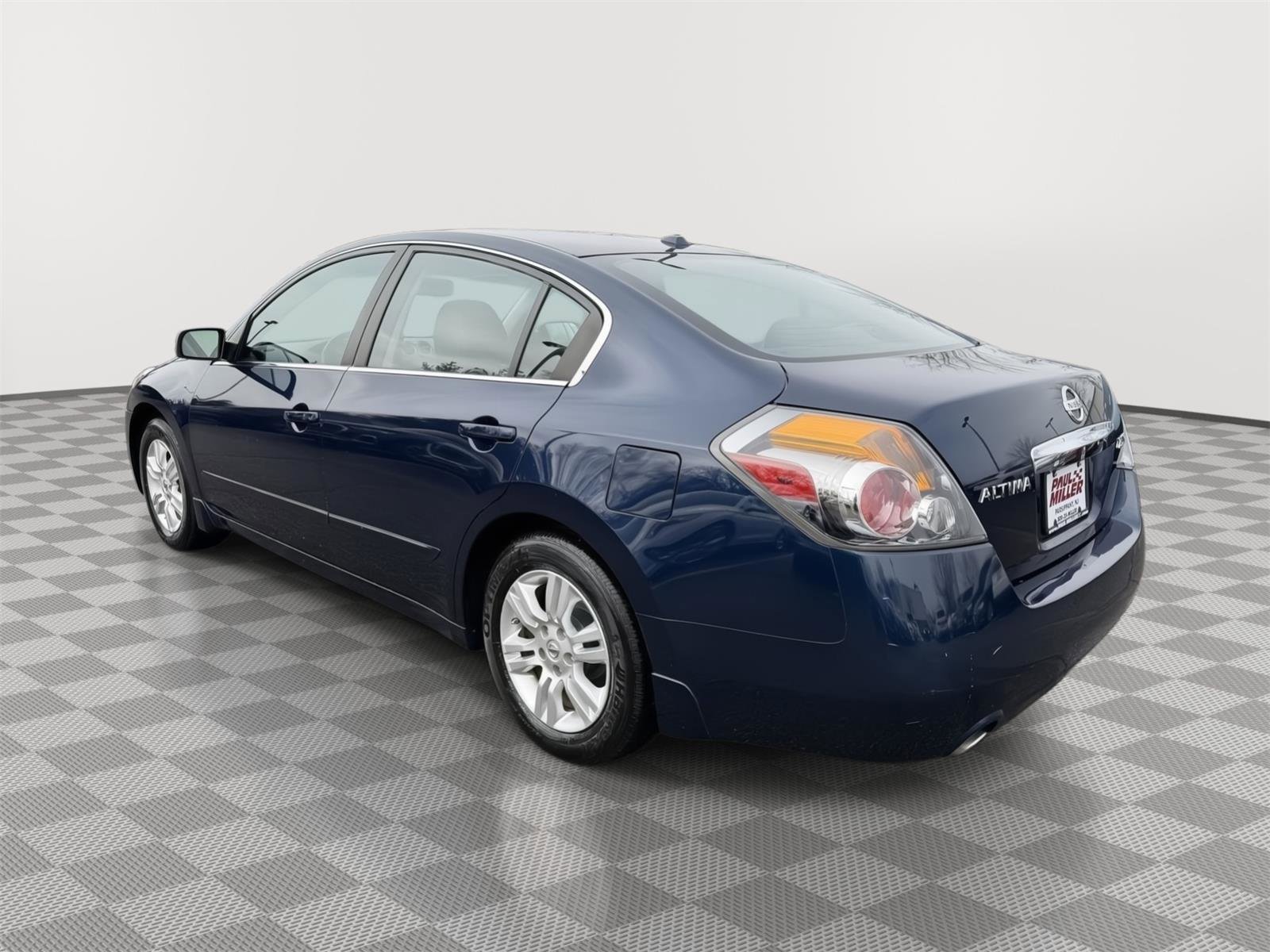 Used 2010 Nissan Altima 2.5 SL w/ SL Pkg image 4