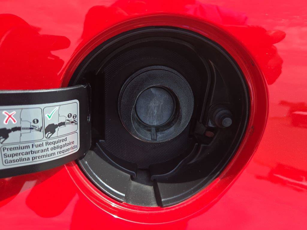 Used 2022 Chevrolet Corvette Stingray Preferred Cpe w/ Z51 Performance Package RWD image 32