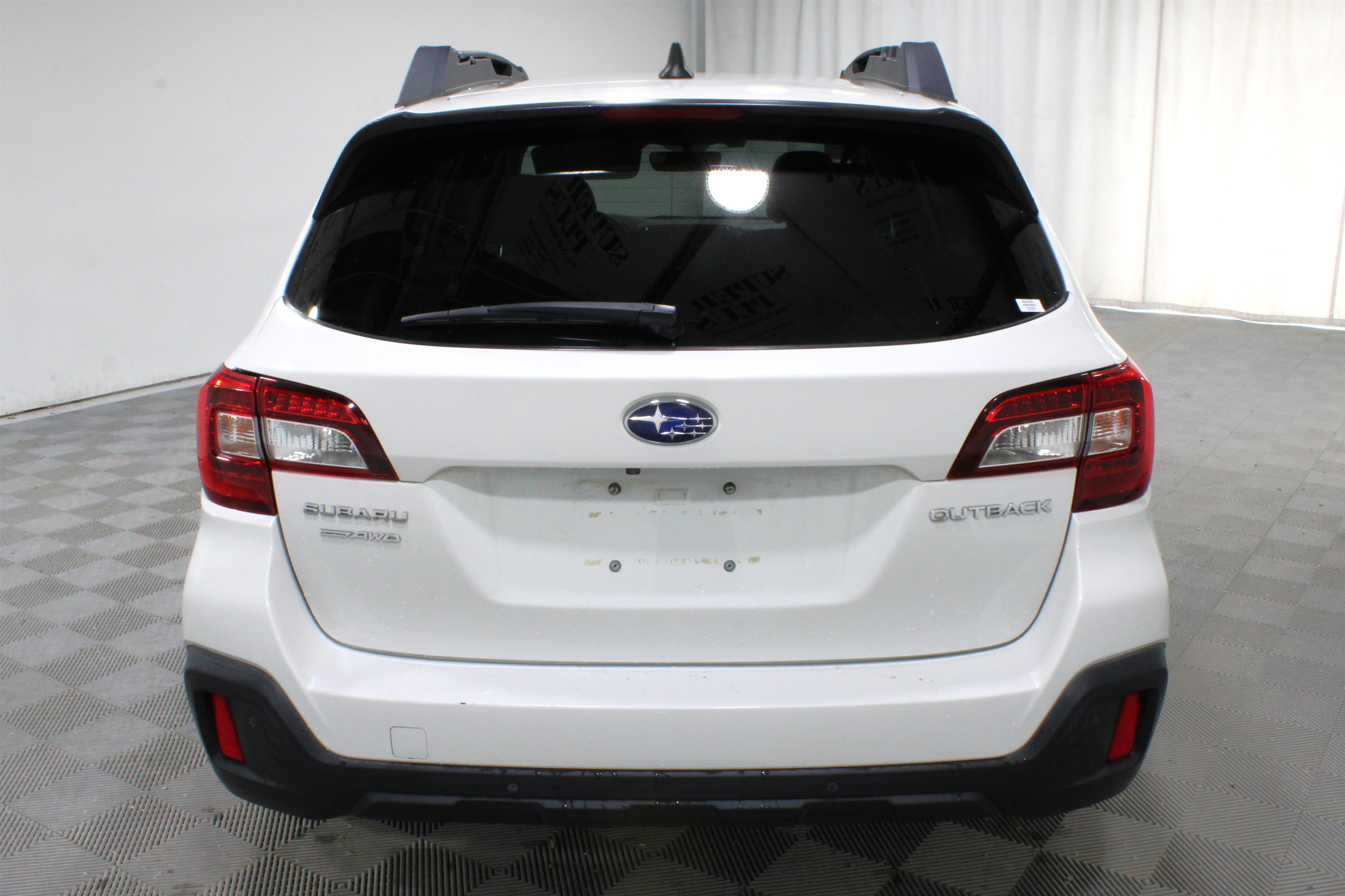 Used 2018 Subaru Outback 2.5i Limited AWD/4WD image 29