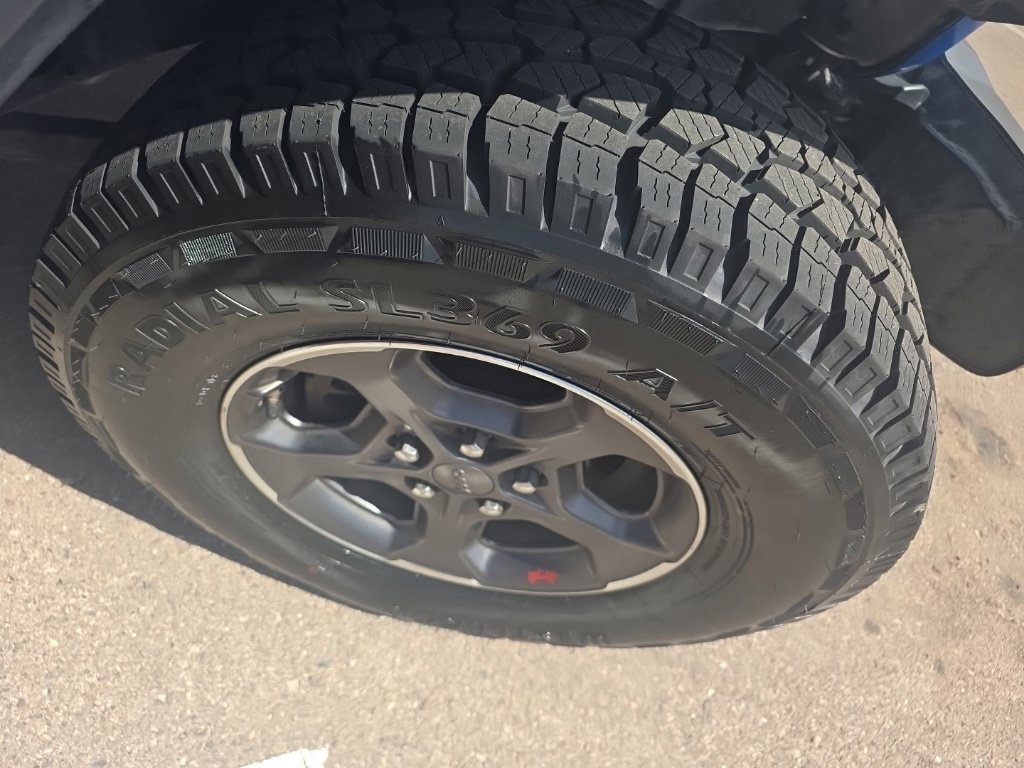 Used 2020 Jeep Gladiator Rubicon AWD/4WD image 11