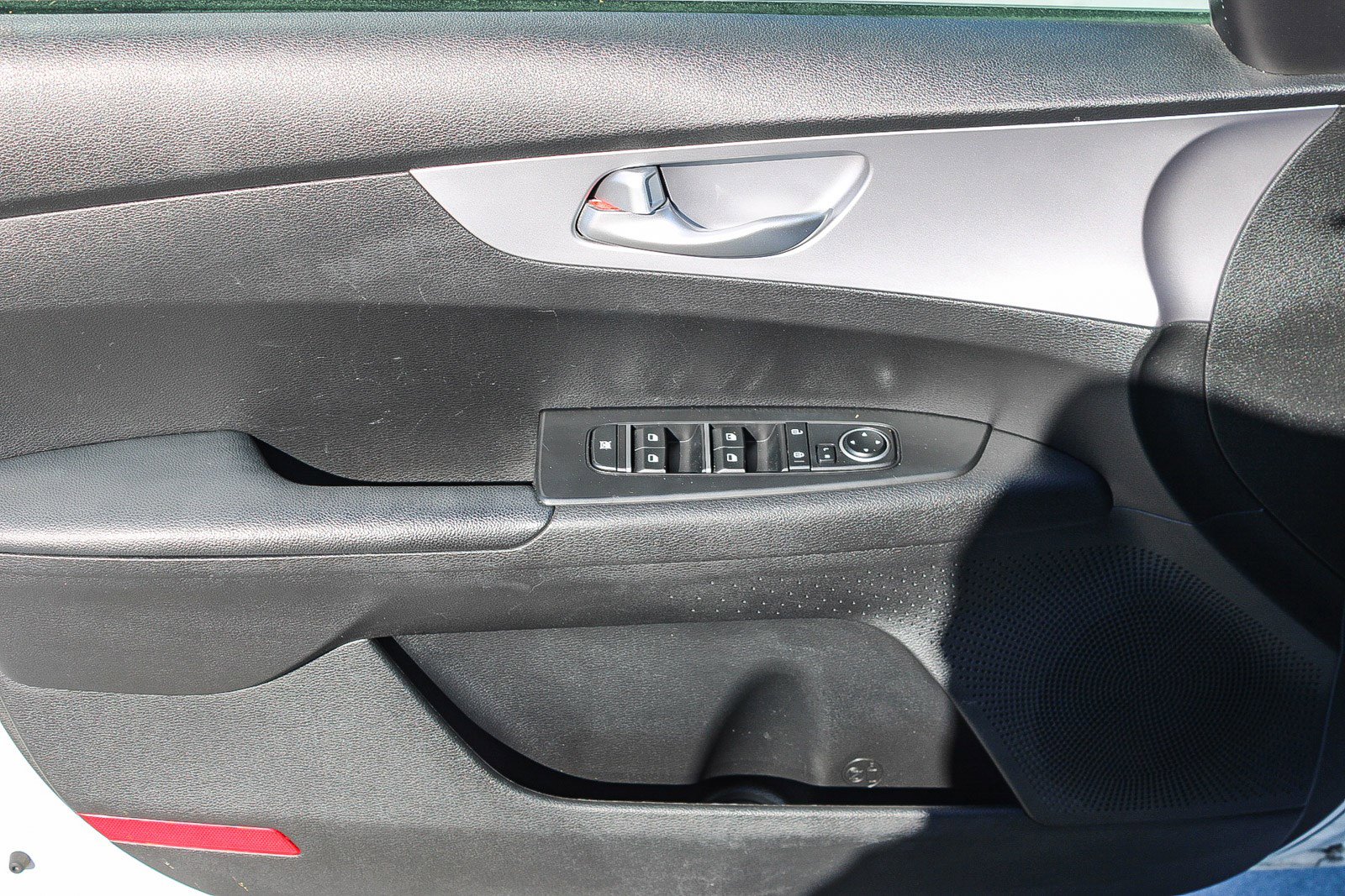 Used 2024 Kia Forte LX image 21