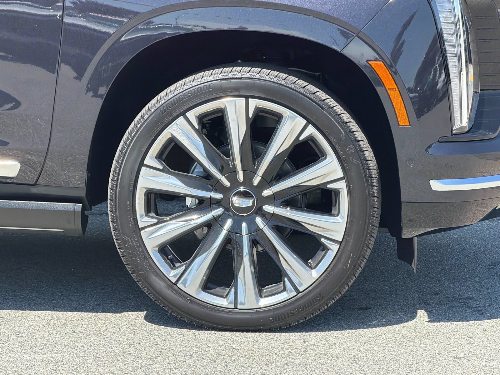 New 2026 Cadillac Escalade Luxury w/ Touring Package AWD/4WD image 25
