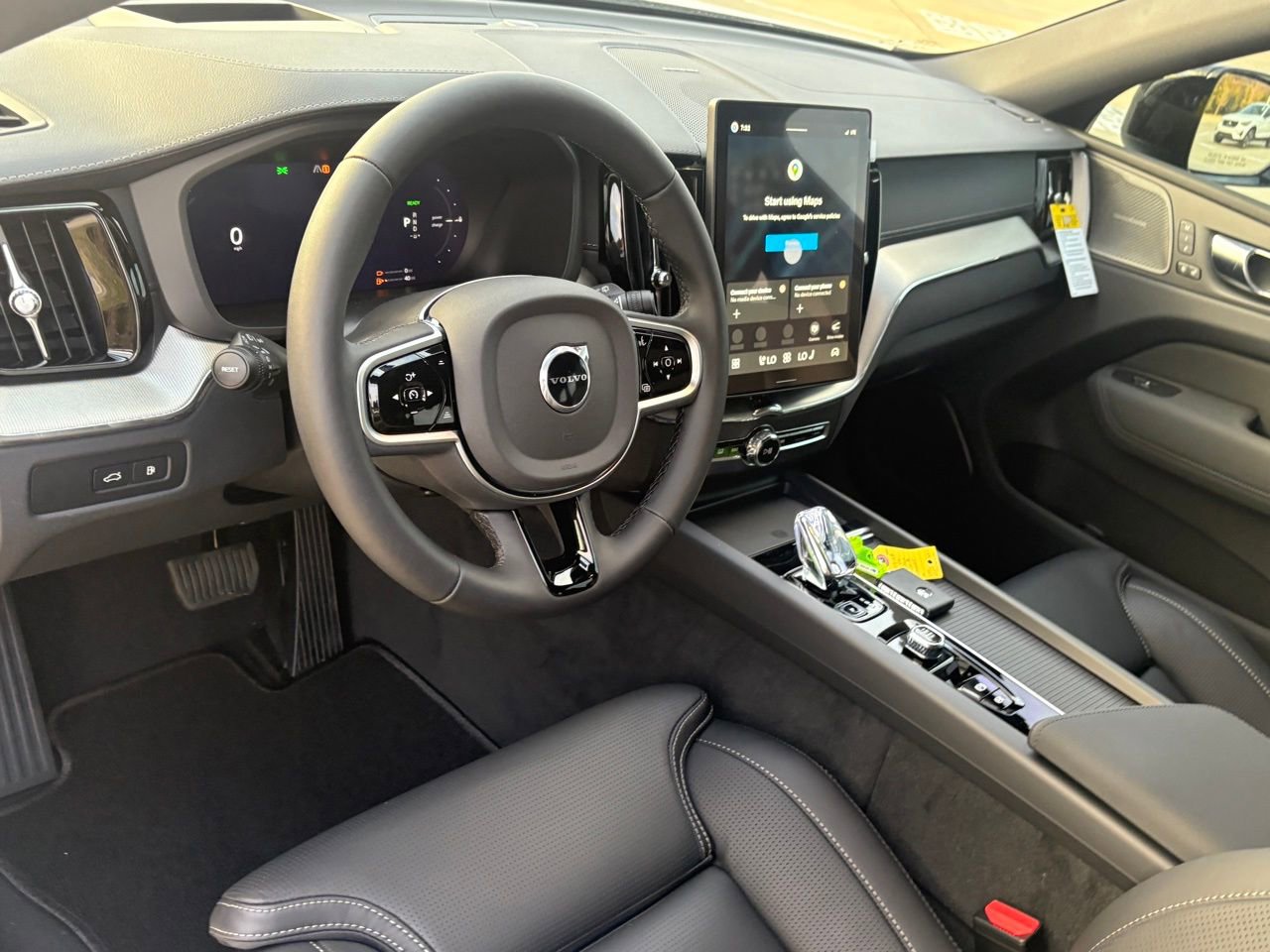 New 2026 Volvo XC60 T8 Ultra w/ Protection Package Premier image 14