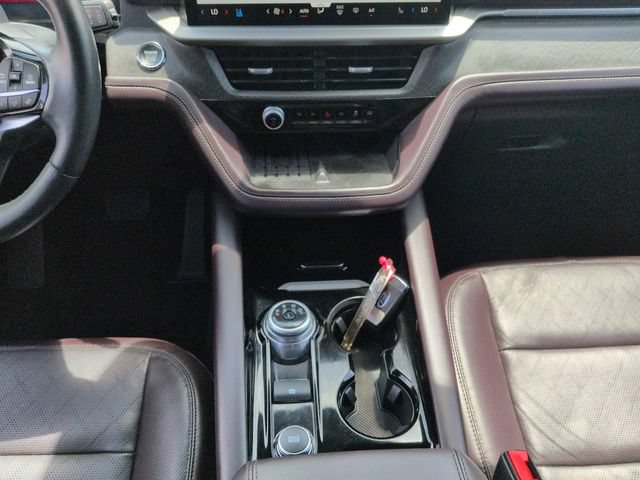 Used 2025 Ford Explorer Platinum RWD image 23