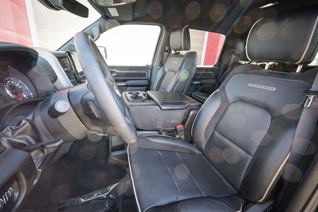 Used 2025 RAM 1500 Laramie image 13