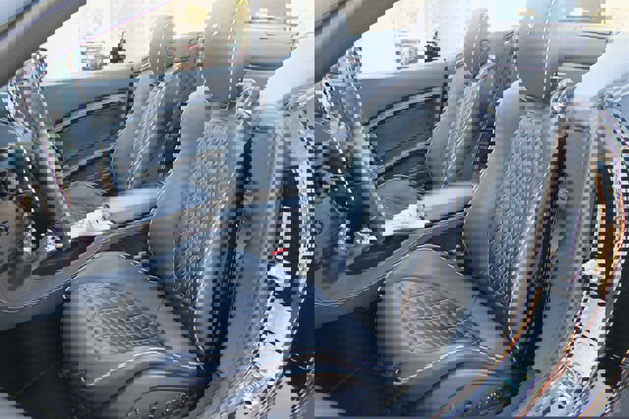 Used 2014 Ferrari California image 27