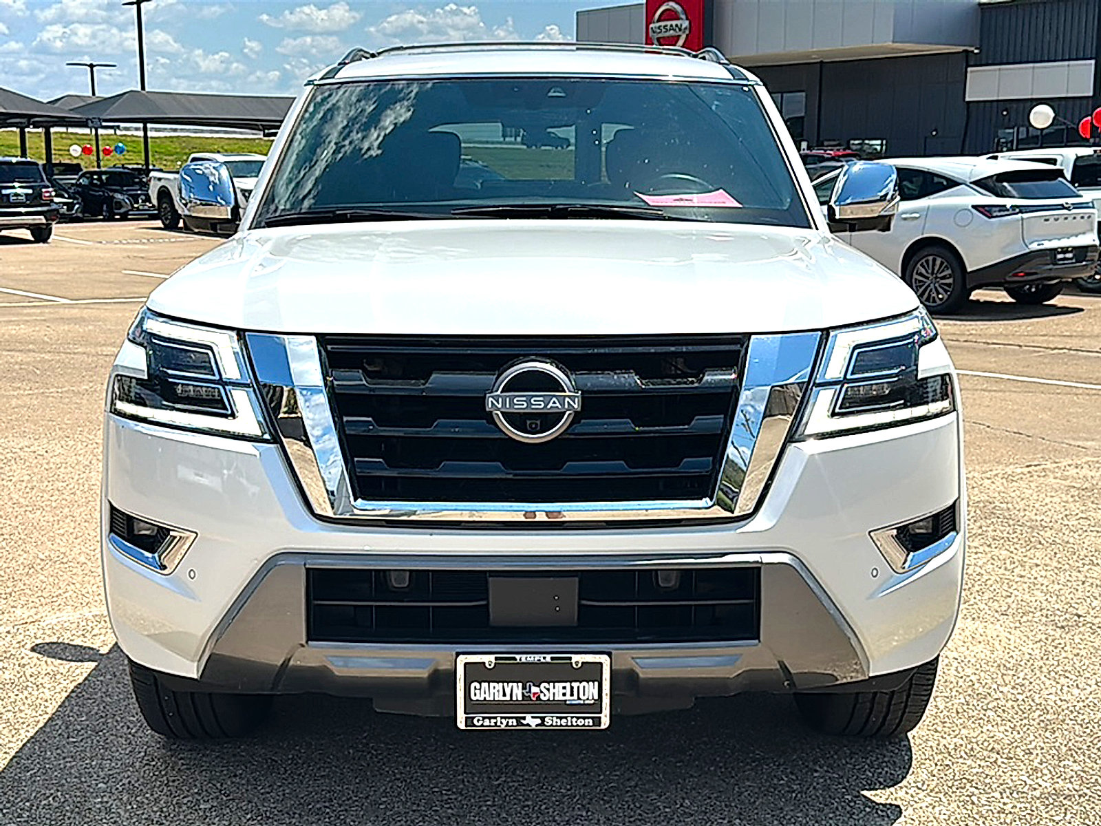 Used 2021 Nissan Armada Platinum w/ Captain's Chairs Package RWD image 11