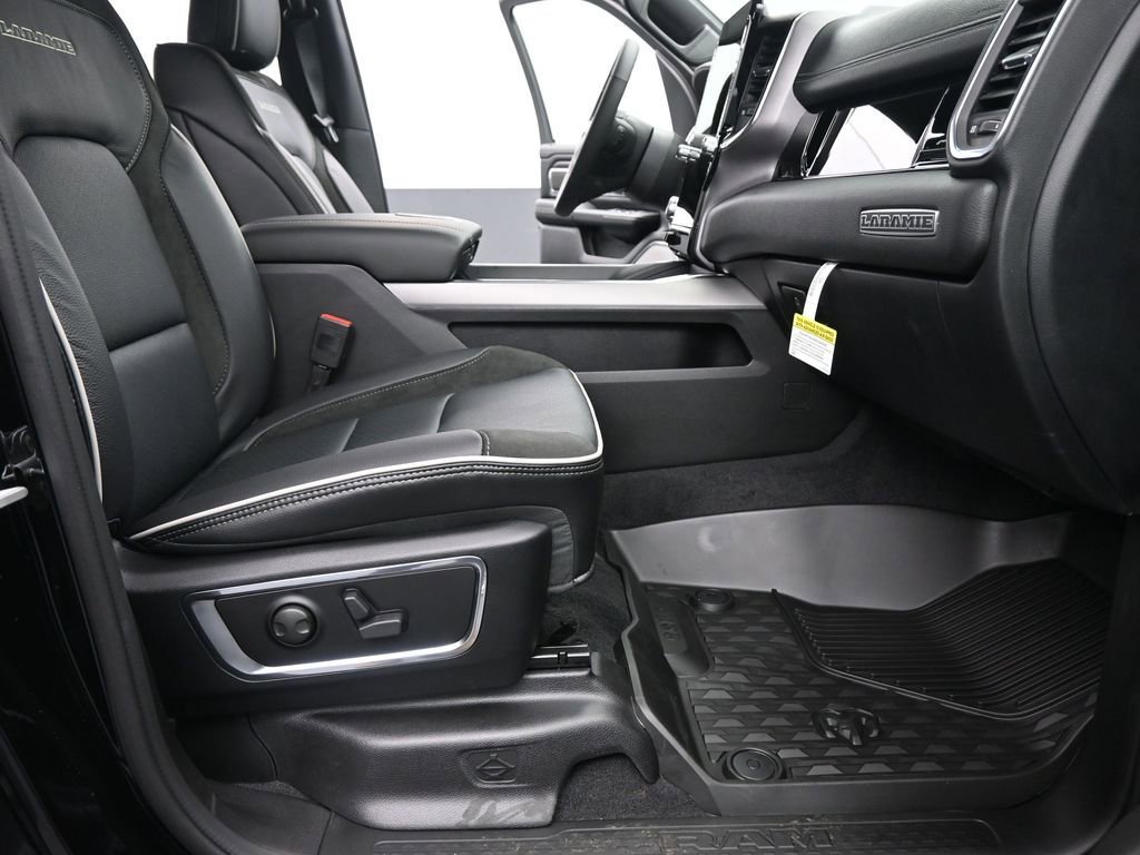 New 2026 RAM 1500 Laramie w/ Night Edition image 18