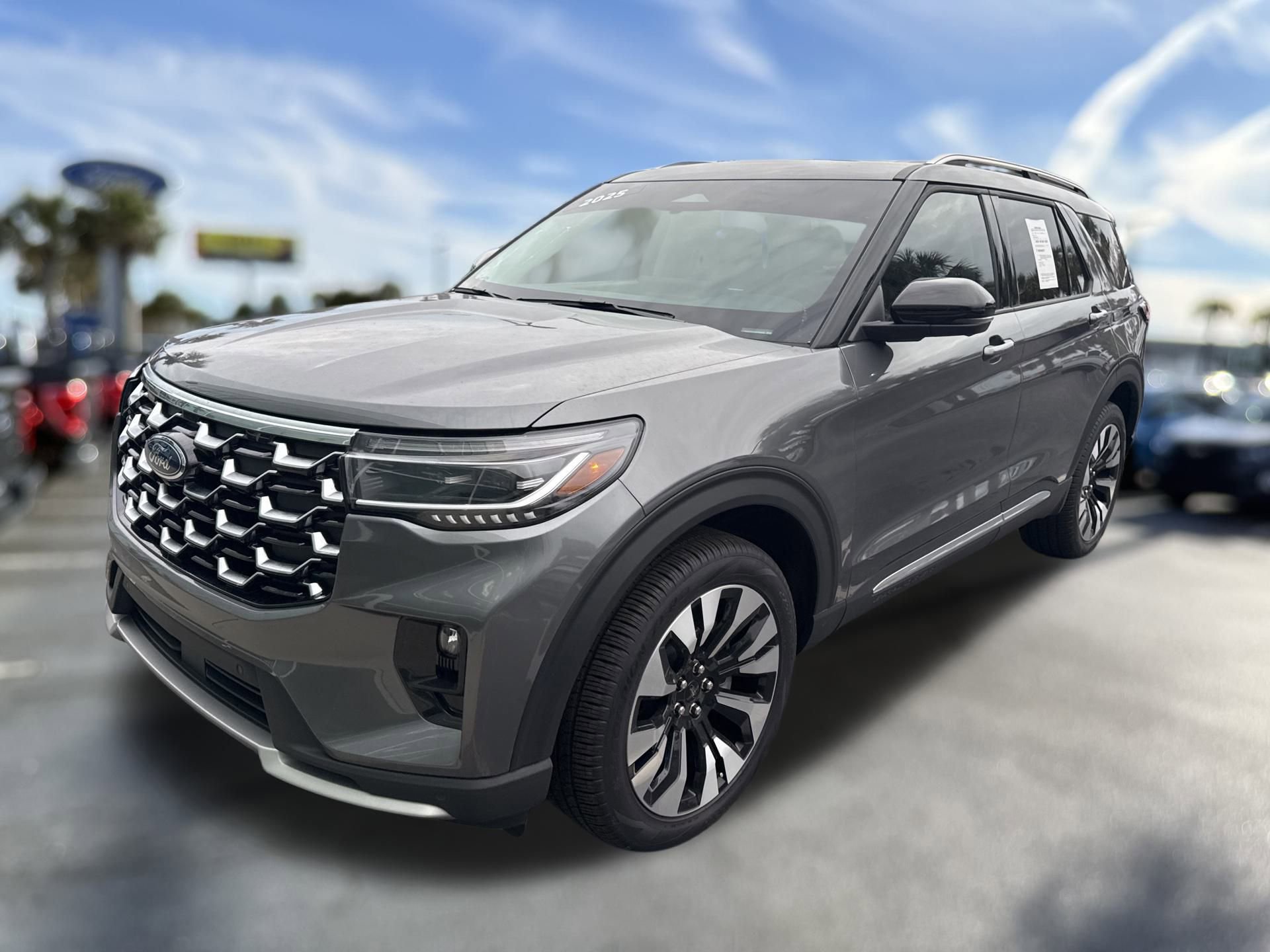 Certified 2025 Ford Explorer Platinum w/ LUX Leather Package image 11