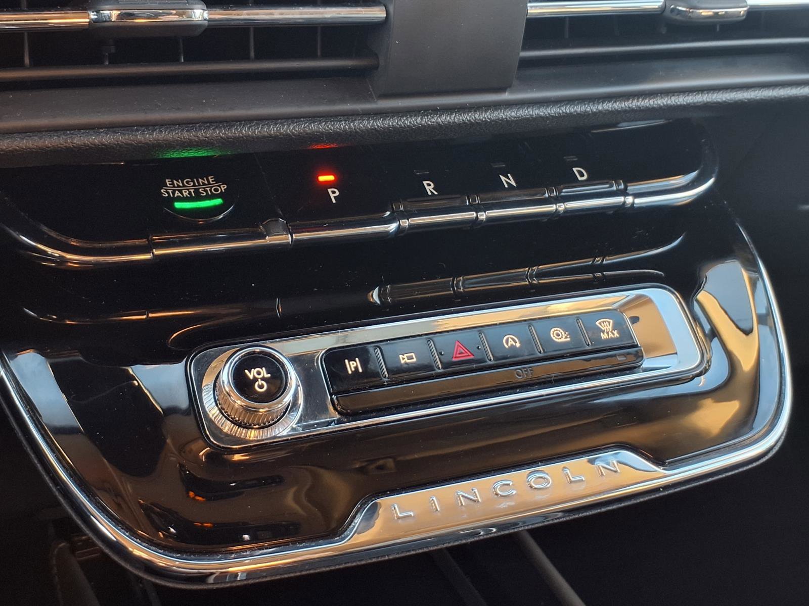 Used 2024 Lincoln Corsair Reserve image 13