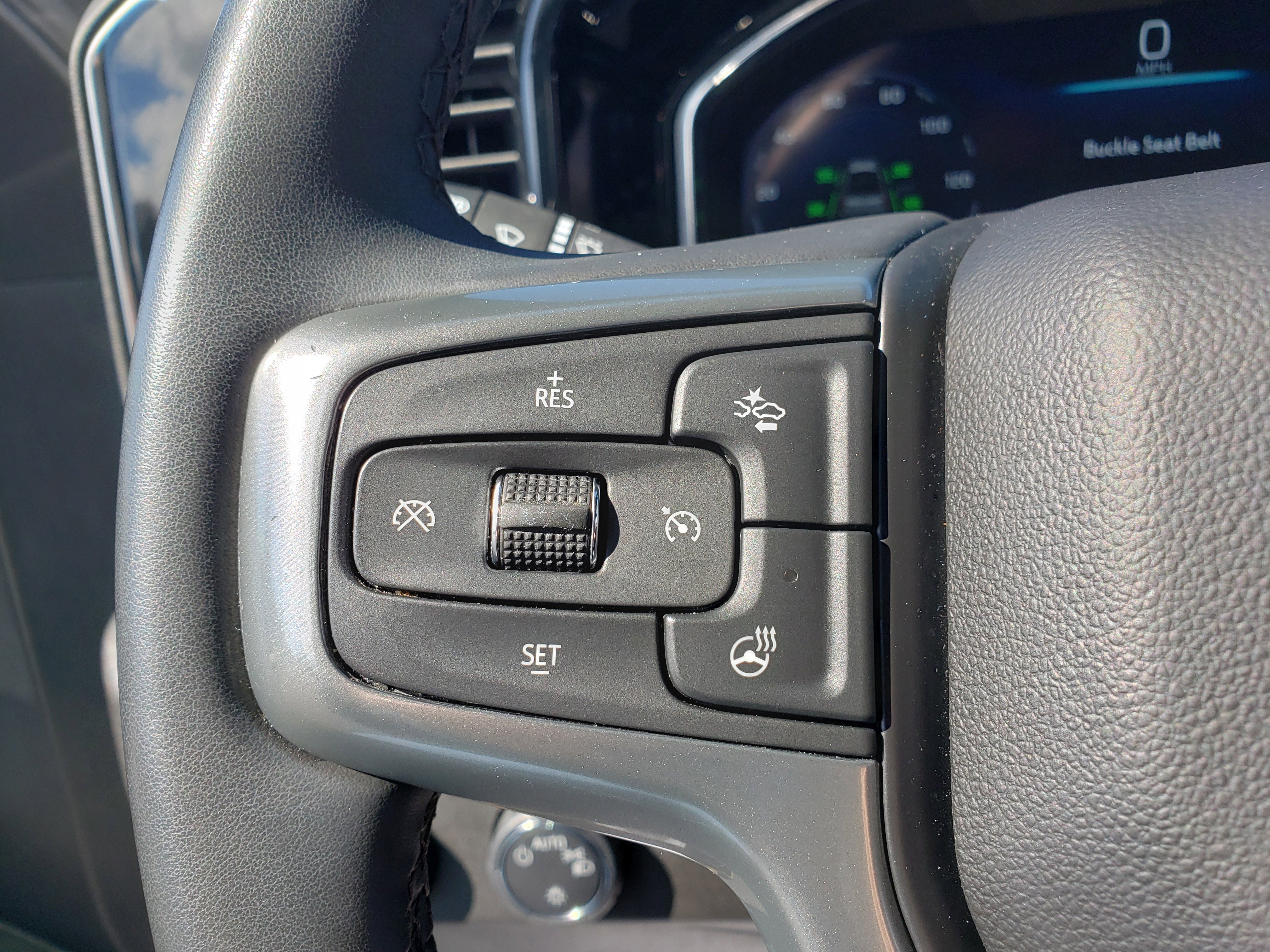 Used 2024 Chevrolet Silverado 1500 LT image 13