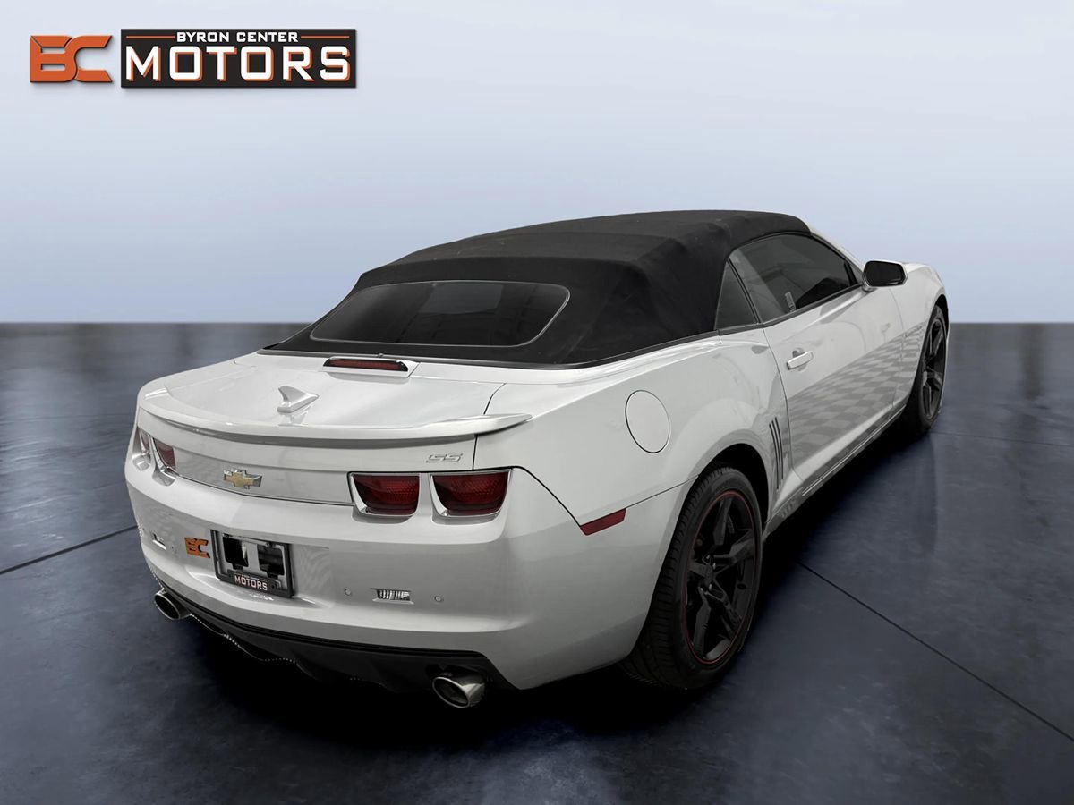 Used 2012 Chevrolet Camaro SS RWD image 7
