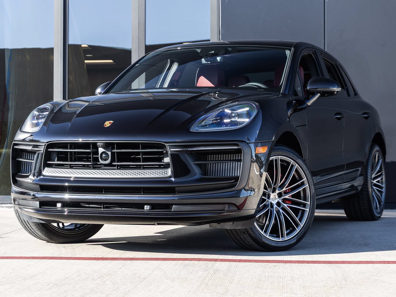 Certified 2026 Porsche Macan S AWD/4WD video 1