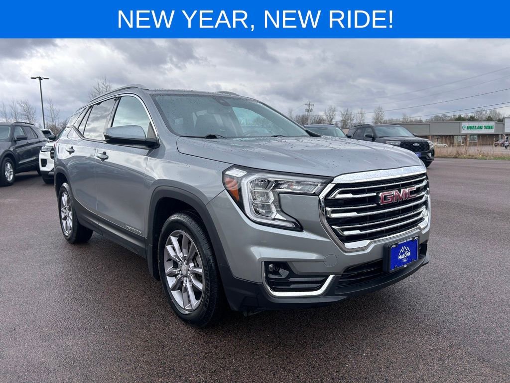 Used 2024 GMC Terrain SLT image 8