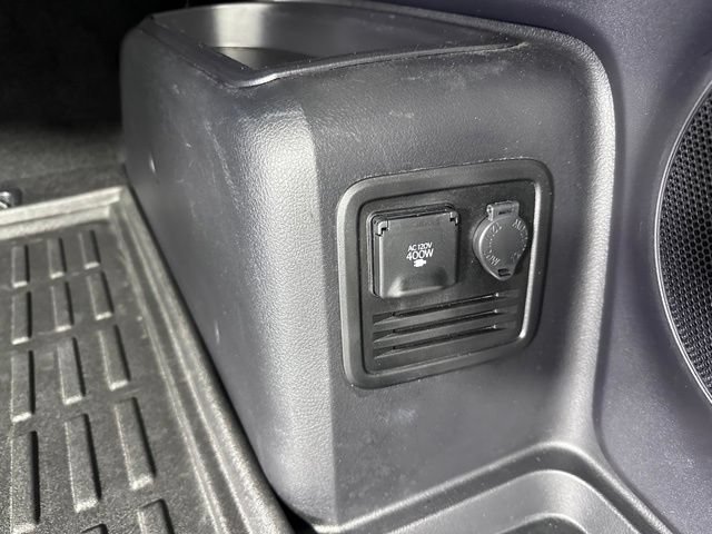 Used 2023 Toyota 4Runner Limited AWD/4WD image 15