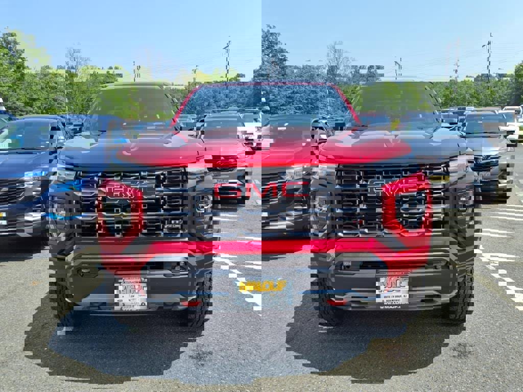 New 2026 GMC Canyon AT4 w/ Technology Plus Package image 2