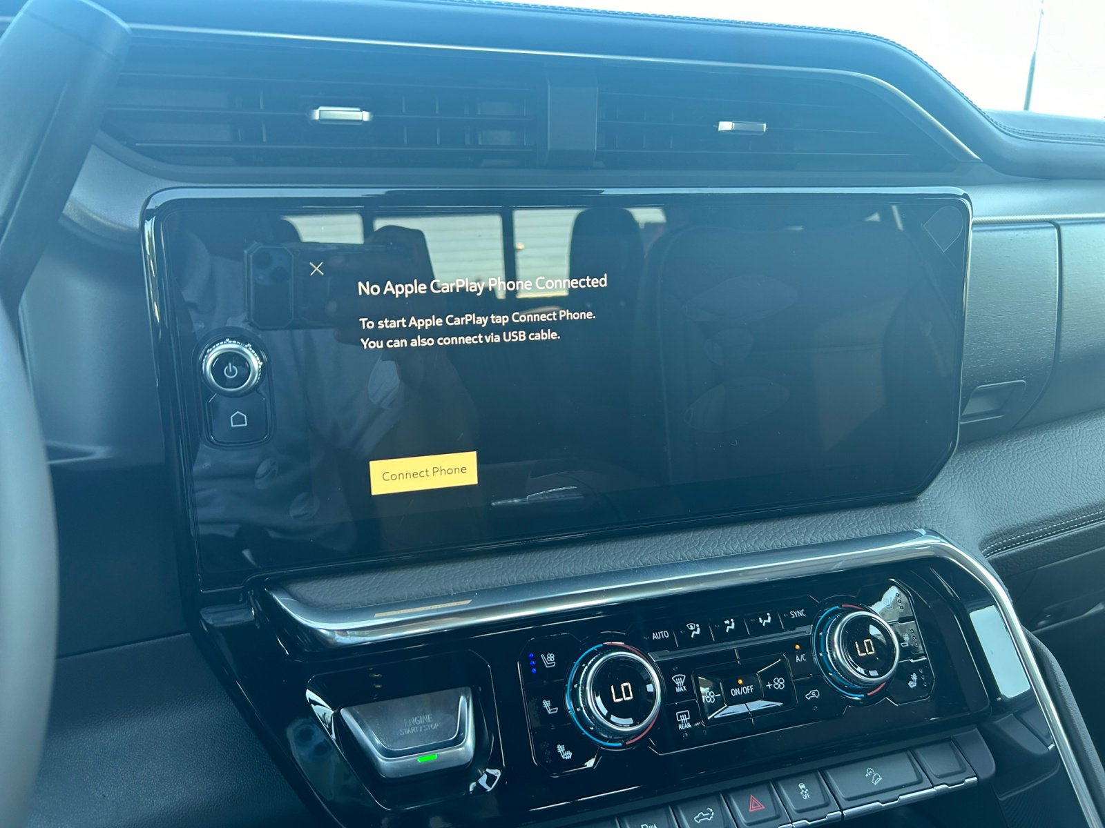 New 2026 GMC Sierra 2500 Denali w/ Denali Reserve Package image 16