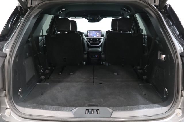 Used 2025 Ford Explorer ST-Line AWD/4WD image 36
